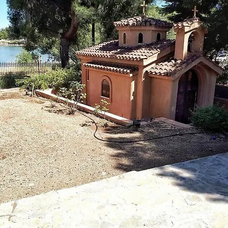 Coastal Oasis * Drosia (Central Greece)