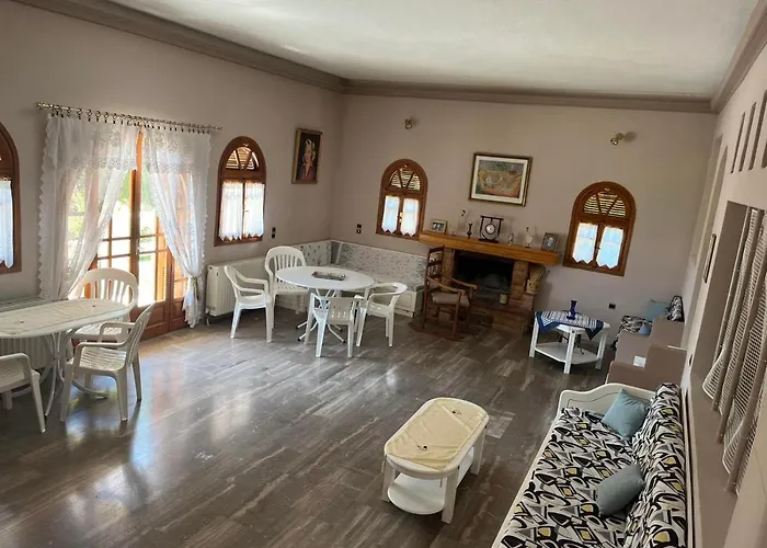 Coastal Oasis * Drosia (Central Greece)